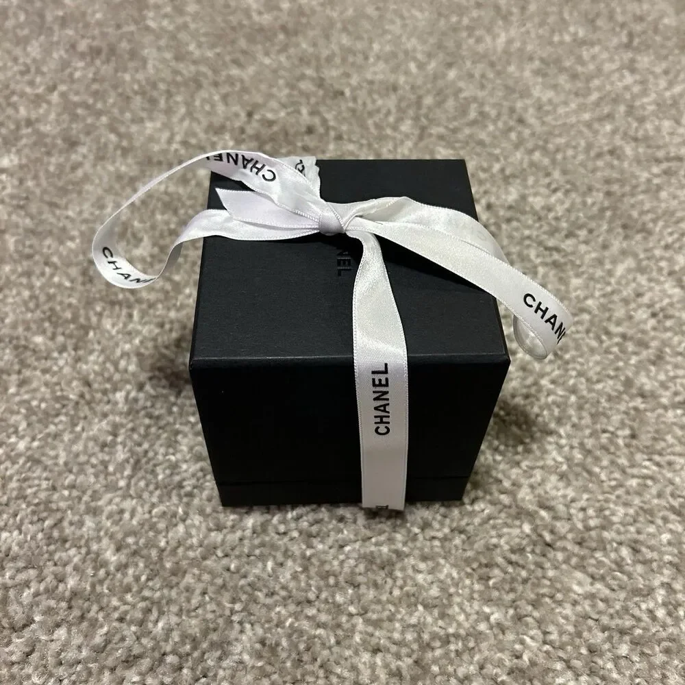 EMPTY REPLACEMENT INNER OUTER RING BOX / RIBBON / PILLOW - CHANEL 4
